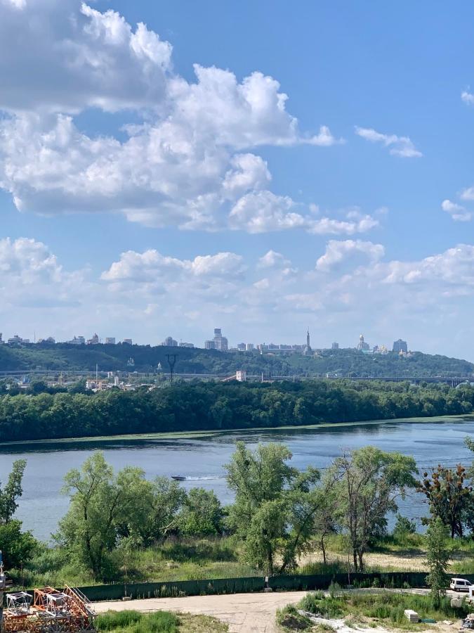 4 Rooms Apartment With A View Of The Dnieper River Kiev Eksteriør bilde